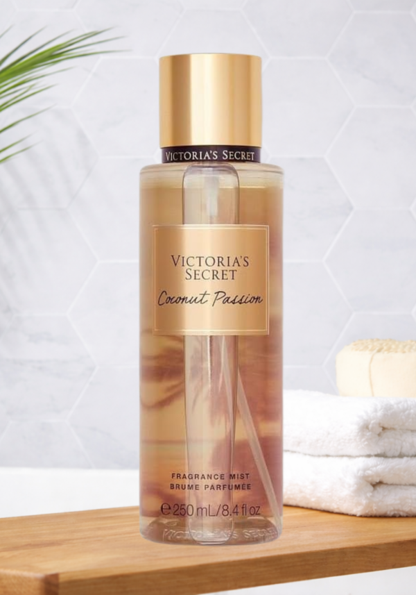 Victoria´s Secret Fantasies Coconut Passion Fragrance Mist, 250 ml